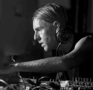 Richie Hawtin lanza su nueva aplicación CLOSER para usuarios de Android y iOS